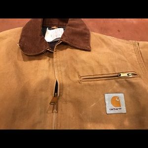 Boys size 34 Carhartt coat in great condition